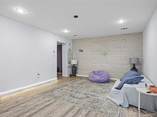 175 Main Avenue 154, Wheatley Heights NY 11798