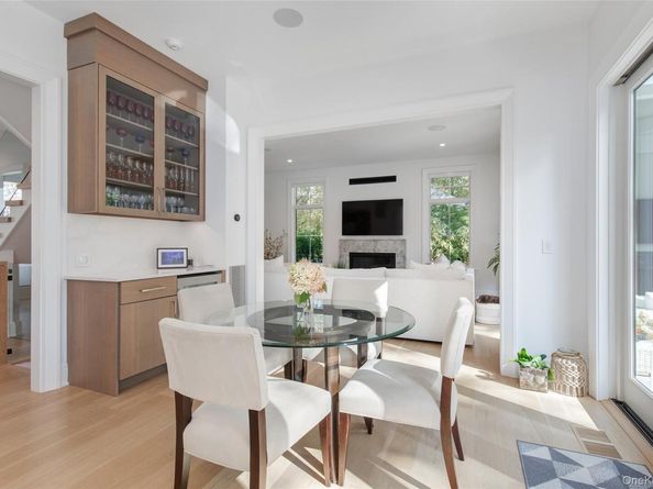 16 Myrtledale Road, Scarsdale NY 10583