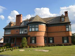 5041 Goodridge Avenue, Bronx NY 10471