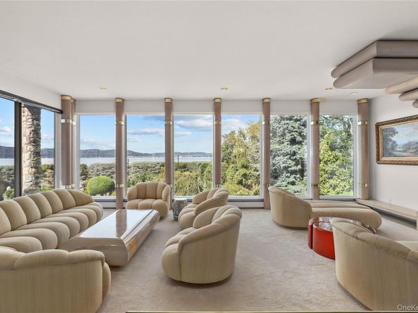 43 Matthiessen Park N, Irvington NY 10533