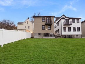 338 E 234th Street, Bronx NY 10470