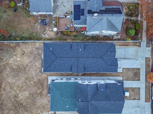 338 E 234th Street, Bronx NY 10470