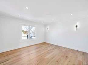 41 Coachman Lane, Levittown NY 11756