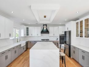 41 Coachman Lane, Levittown NY 11756