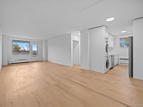 5700 Arlington Avenue 1C, Bronx NY 10471