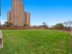 5700 Arlington Avenue 1C, Bronx NY 10471