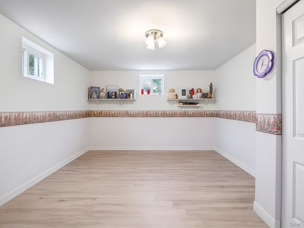 4 Madach Street, Ronkonkoma NY 11779