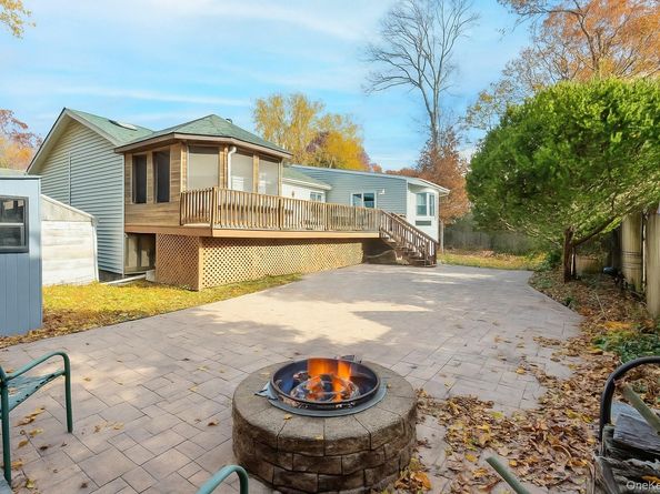 4 Madach Street, Ronkonkoma NY 11779