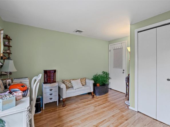 4 Madach Street, Ronkonkoma NY 11779