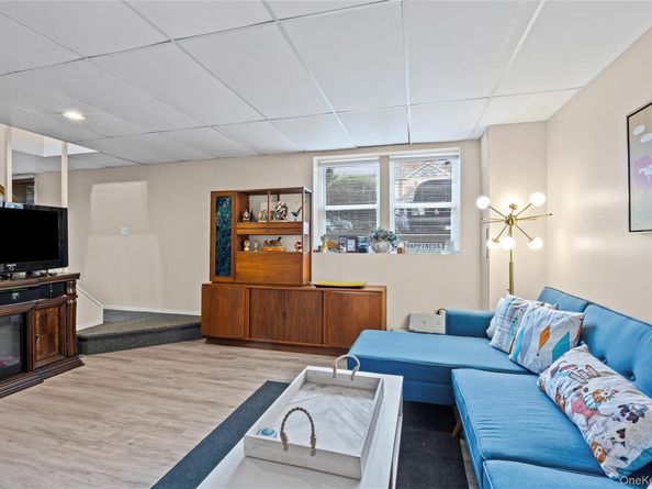 4 Madach Street, Ronkonkoma NY 11779