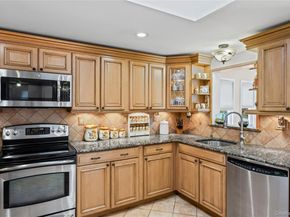 4 Madach Street, Ronkonkoma NY 11779