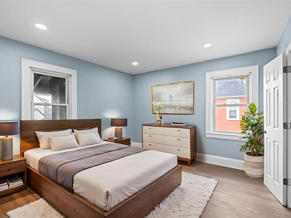 28 Cornwall Lane, Hempstead NY 11550