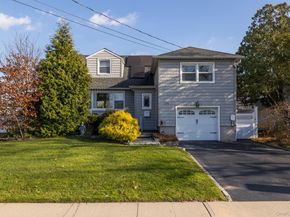 208 Island Parkway W, Island Park NY 11558