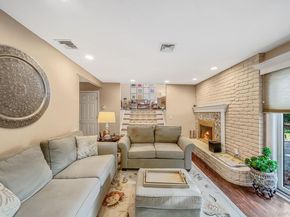 28 Cedarwood Lane, Commack NY 11725