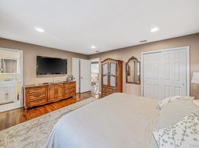 28 Cedarwood Lane, Commack NY 11725