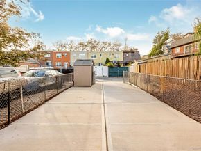 Undisclosed Address #936941, Middle Village NY 11379