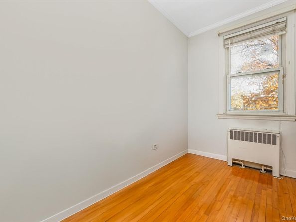 Undisclosed Address #936941, Middle Village NY 11379