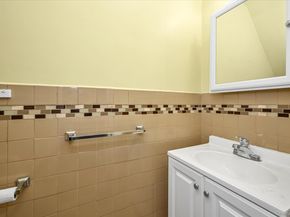 90-49 207th Street, Queens Village NY 11428