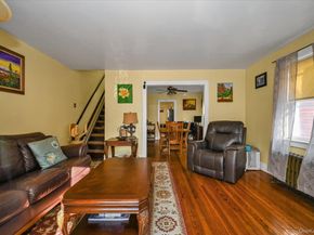 90-49 207th Street, Queens Village NY 11428