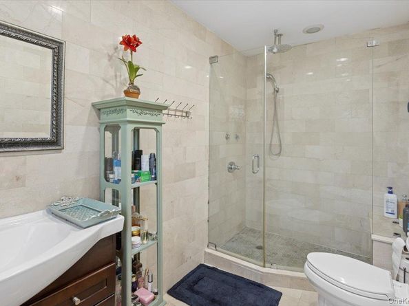 553 Amherst Drive, Woodmere NY 11598
