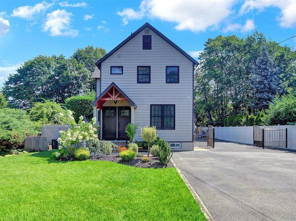 2325 Centre Avenue, Bellmore NY 11710