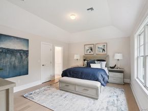 48 Plainview Road, Woodbury NY 11797