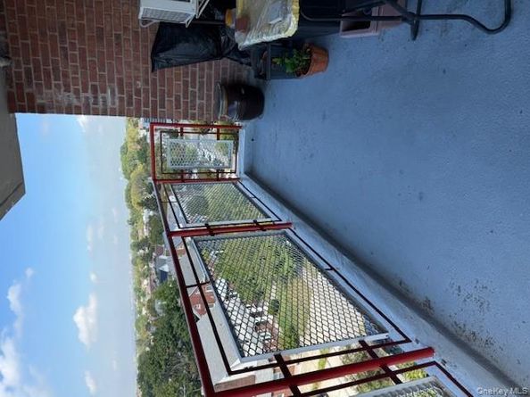 3425 150th Place 6E, Flushing NY 11354