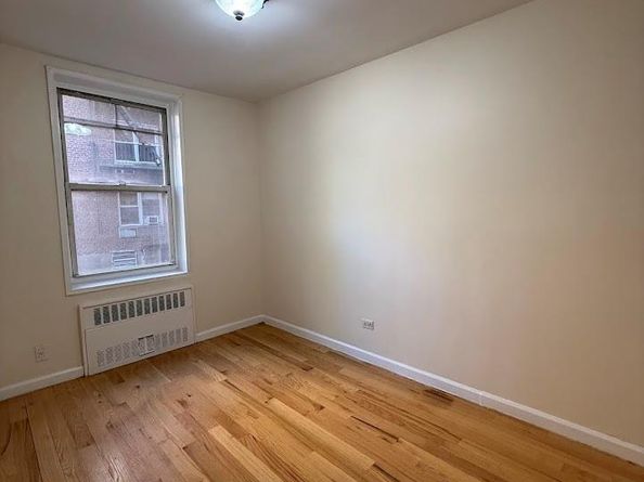 6011 Broadway 1M, Woodside NY 11377