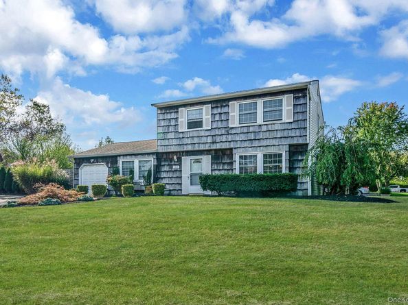 360 Woodside Avenue, Bellport NY 11713