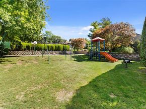 11 Jackson Avenue 4, Scarsdale NY 10583