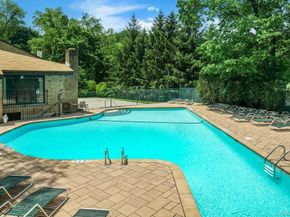 11 Jackson Avenue 4, Scarsdale NY 10583