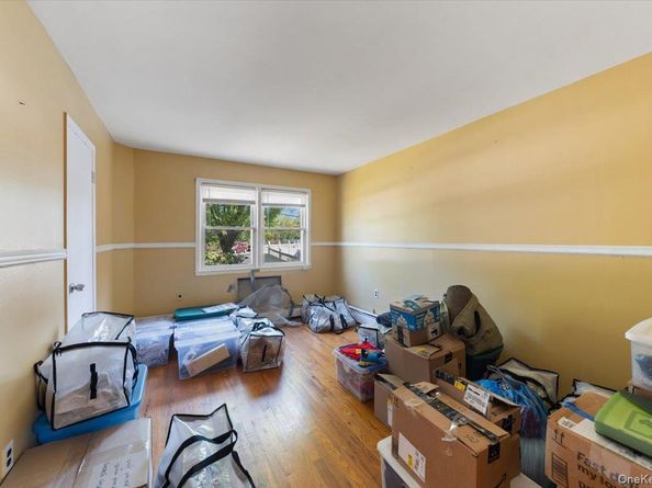 3950 Throggs Neck Expressway, Bronx NY 10465