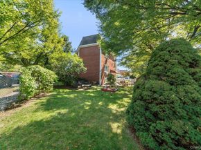 3950 Throggs Neck Expressway, Bronx NY 10465