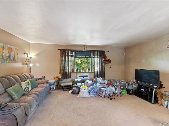 3950 Throggs Neck Expressway, Bronx NY 10465