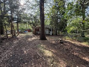 20 Primrose Path, Manorville NY 11949