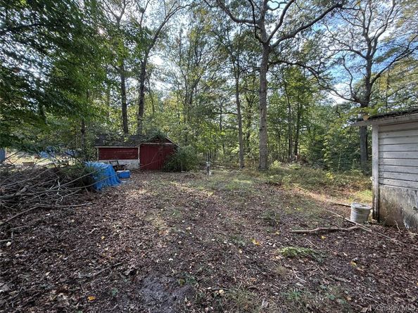 20 Primrose Path, Manorville NY 11949