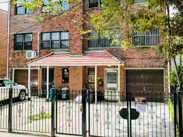 40-66 Denman St, Elmhurst NY 11373