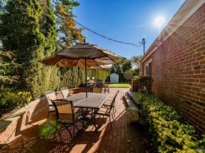 25 Atkinson Road, Rockville Centre NY 11570