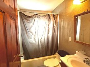 12214 25th Avenue 3A, College Point NY 11356