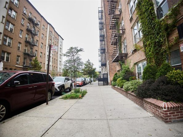 3111 Brighton 2nd Street 1B, Brooklyn NY 11235