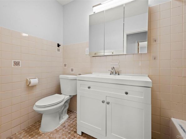 150-29 16th Road, Whitestone NY 11357