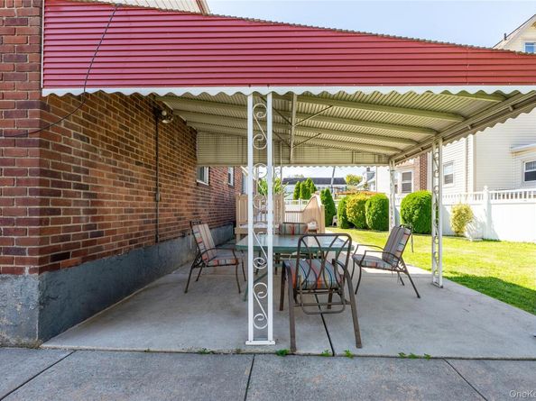 150-29 16th Road, Whitestone NY 11357