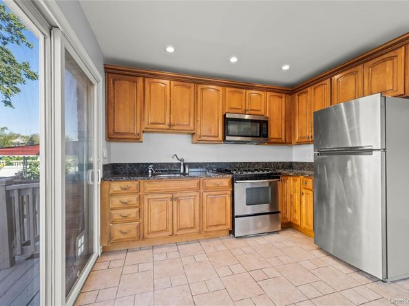 150-29 16th Road, Whitestone NY 11357