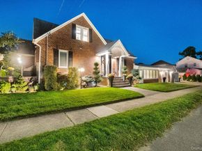 122 Hoffman Street, Valley Stream NY 11580