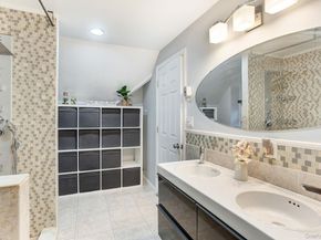 122 Hoffman Street, Valley Stream NY 11580