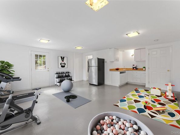 2 Locust Lane, Bronxville NY 10708