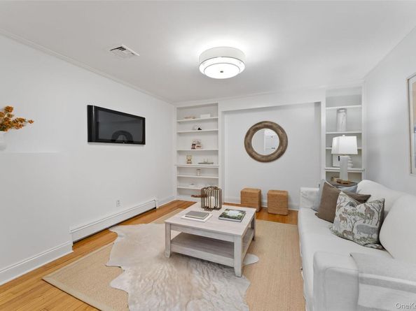 2 Locust Lane, Bronxville NY 10708