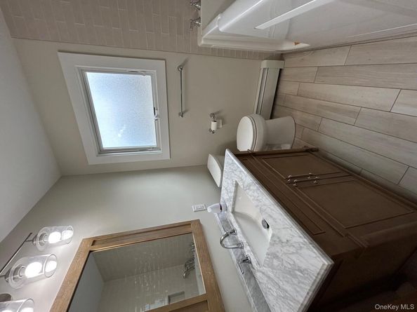 27 Taca Boulevard, Deer Park NY 11729