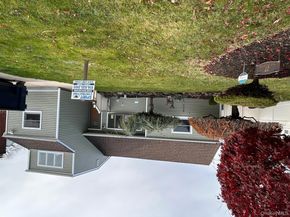 27 Taca Boulevard, Deer Park NY 11729