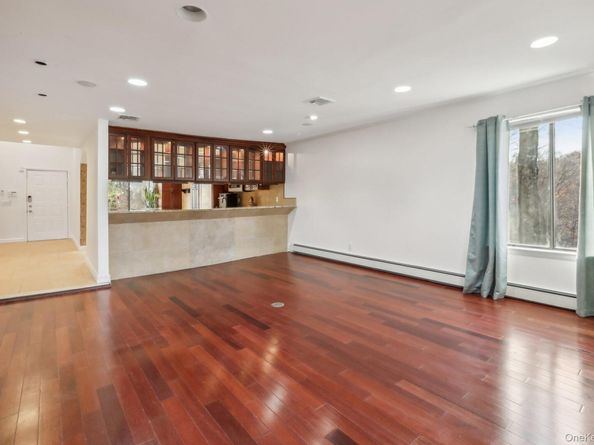 74 Pheasant Run, Millwood NY 10546